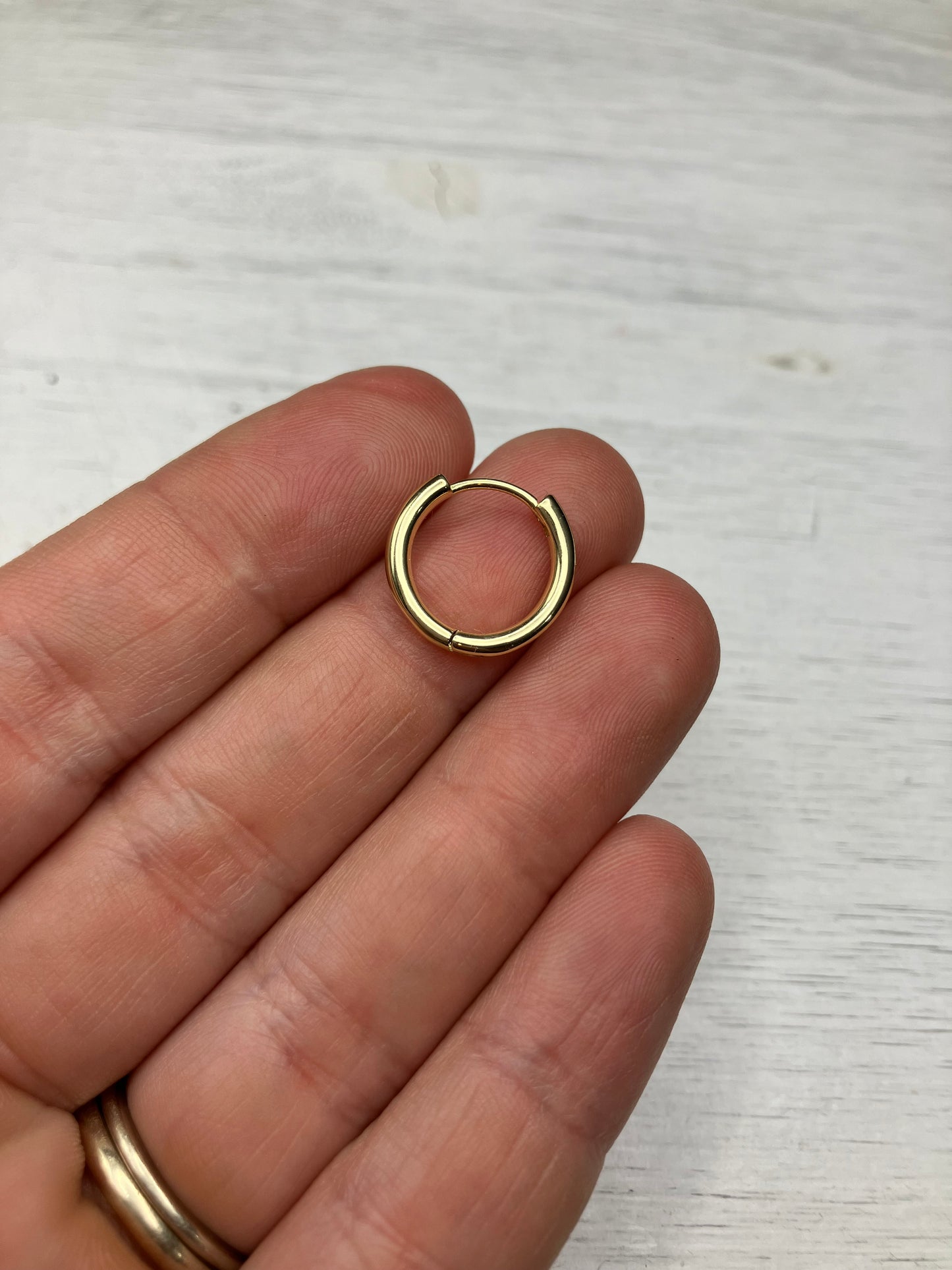 BYO Basic Hoop - Gold