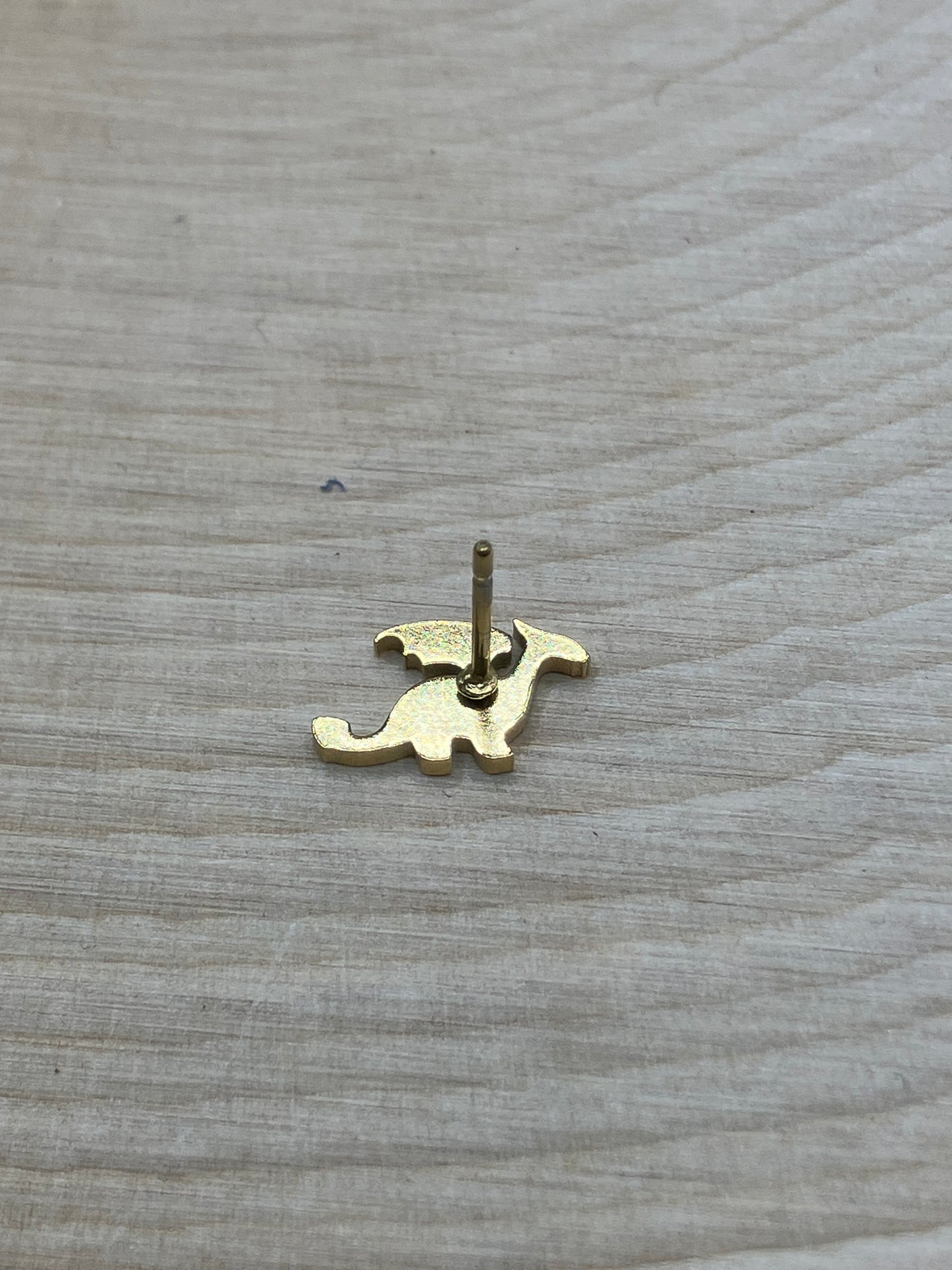 Dragon Stud - Gold Tone
