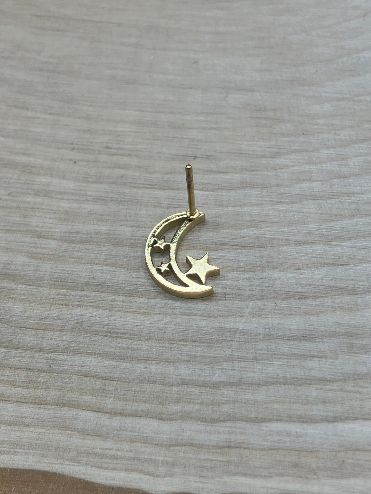 Moon & Star Stud - Gold Tone