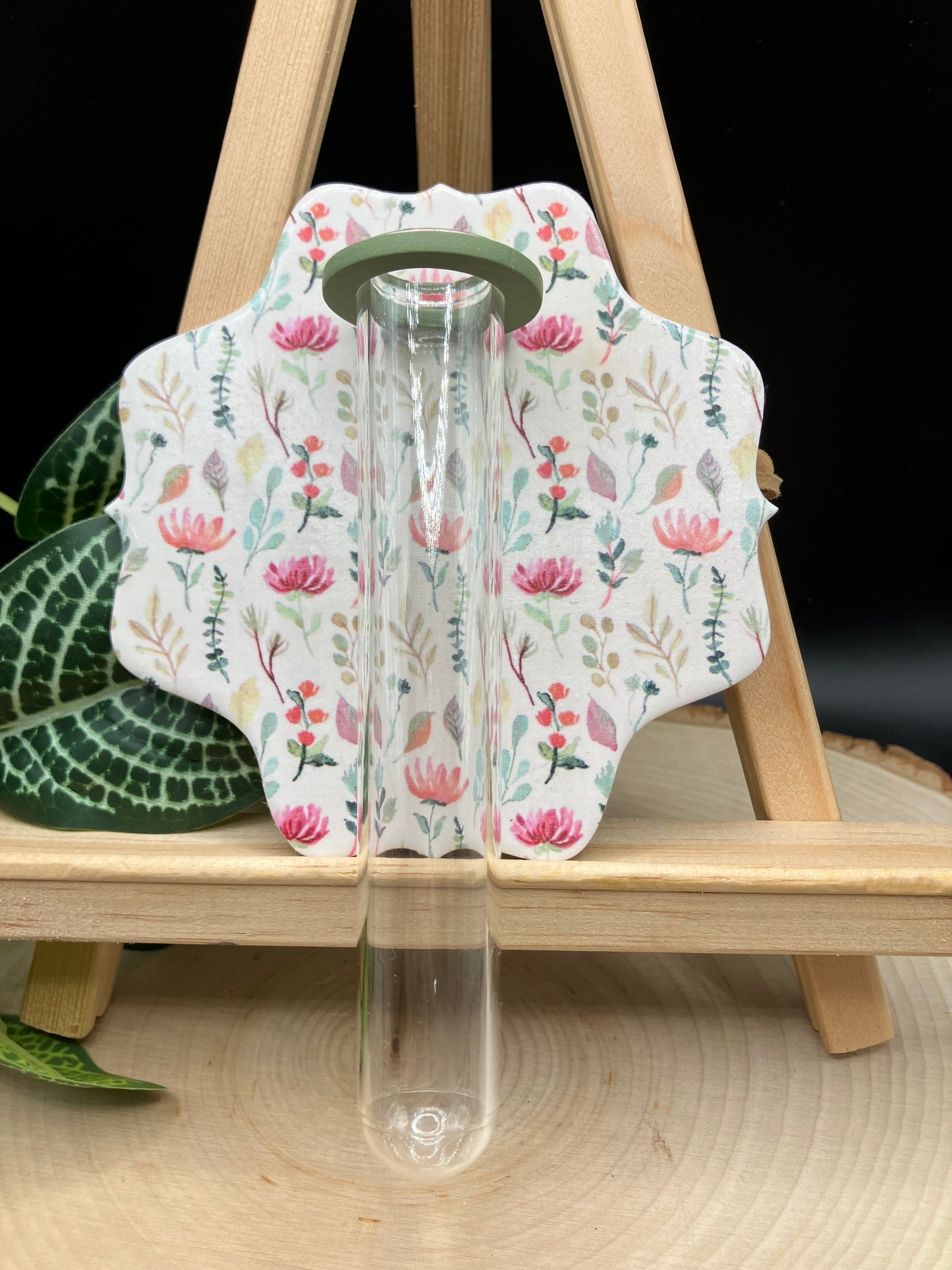 Pink Botanical Scalloped Propagation Station