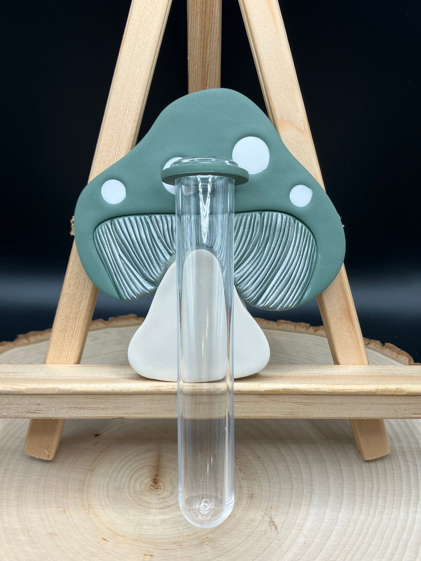 Green Mushroom Propagation Station