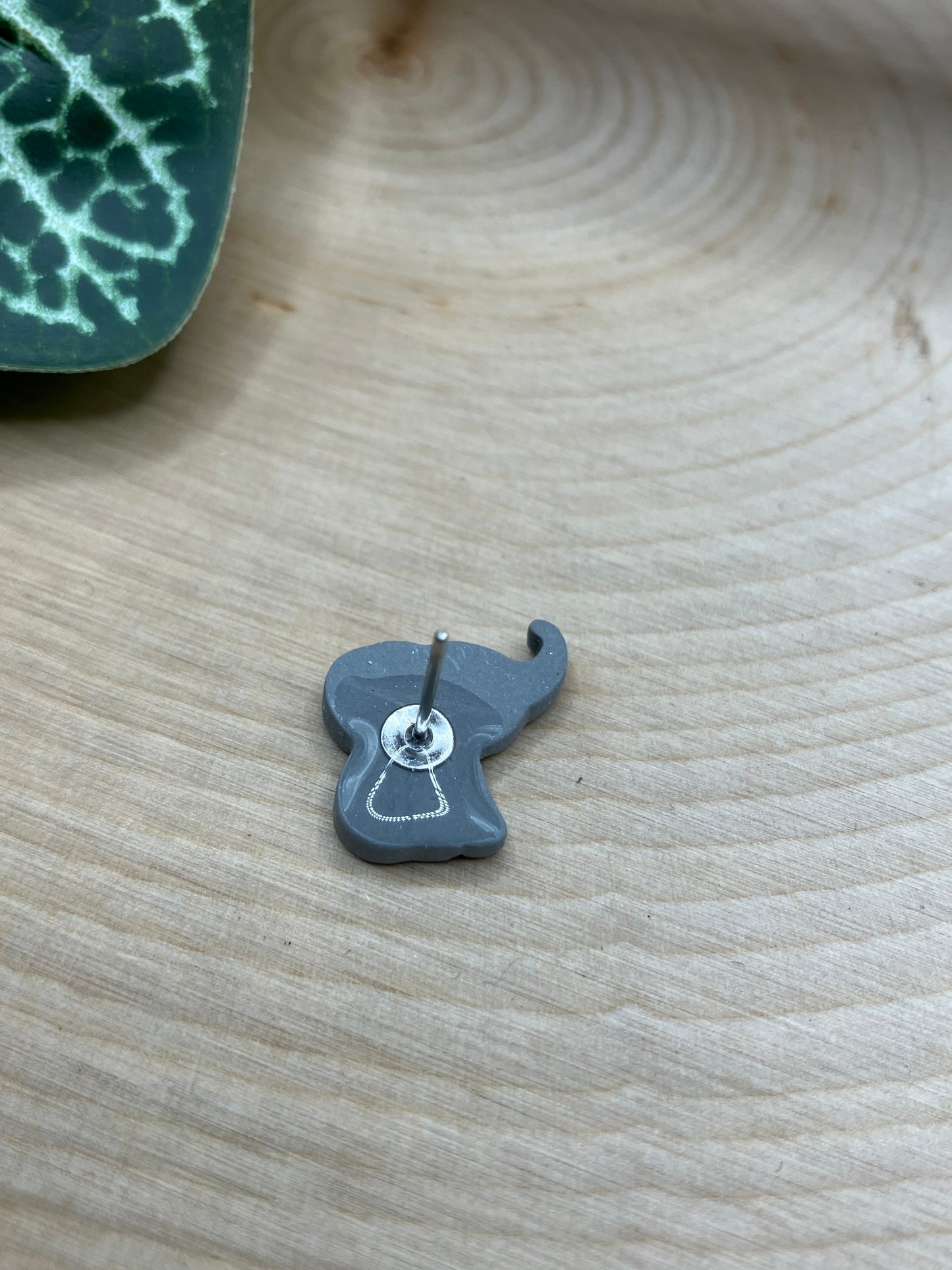Elephant Stud
