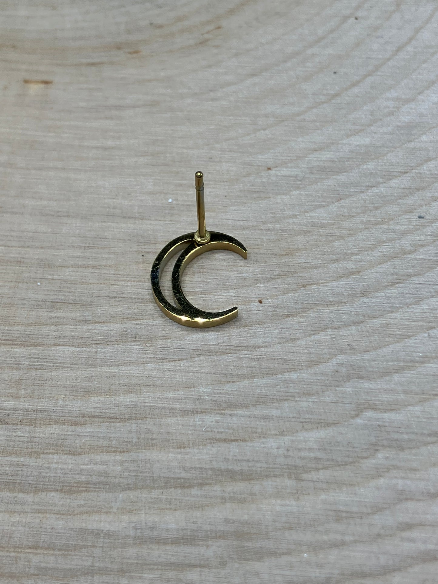 Crescent Moon Stud - Gold Tone