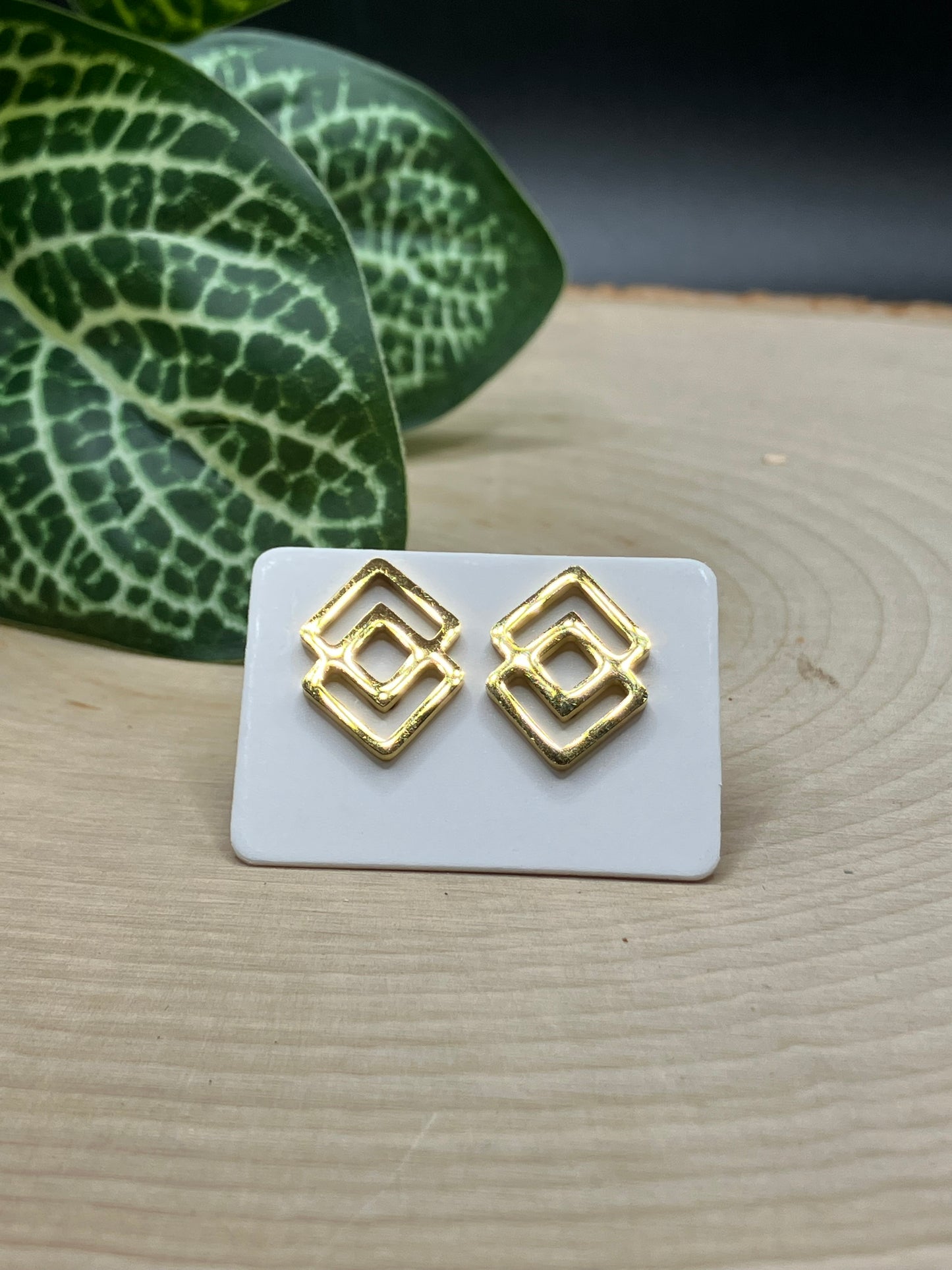 Double Rhombus Stud - Gold Tone