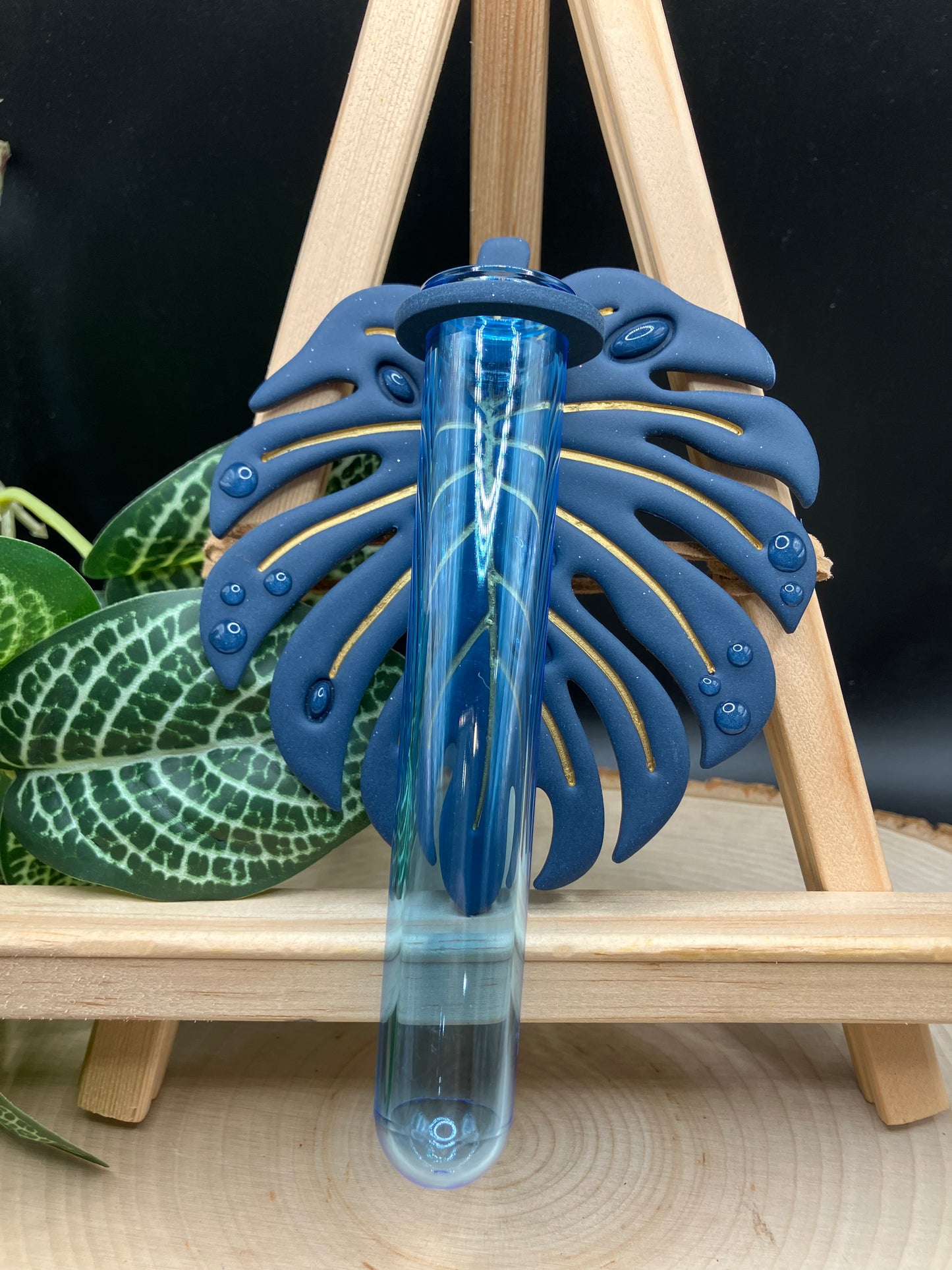 Blue w/Gold Vein Monstera Leaf Propagation Station
