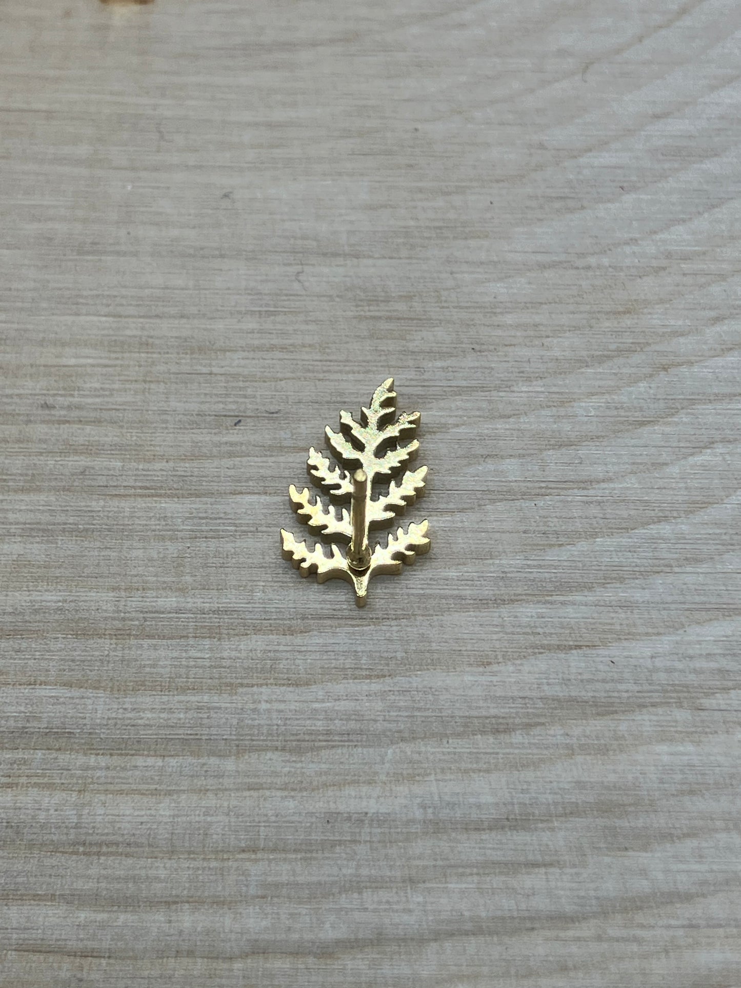 Fern Foliage Stud - Gold Tone