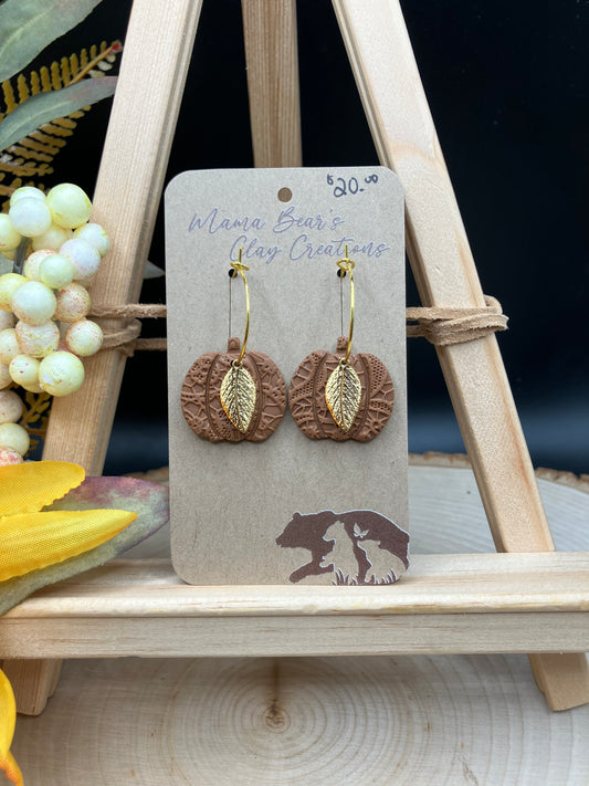 Pumpkin Hoops w/Leaf Charm - Sienna