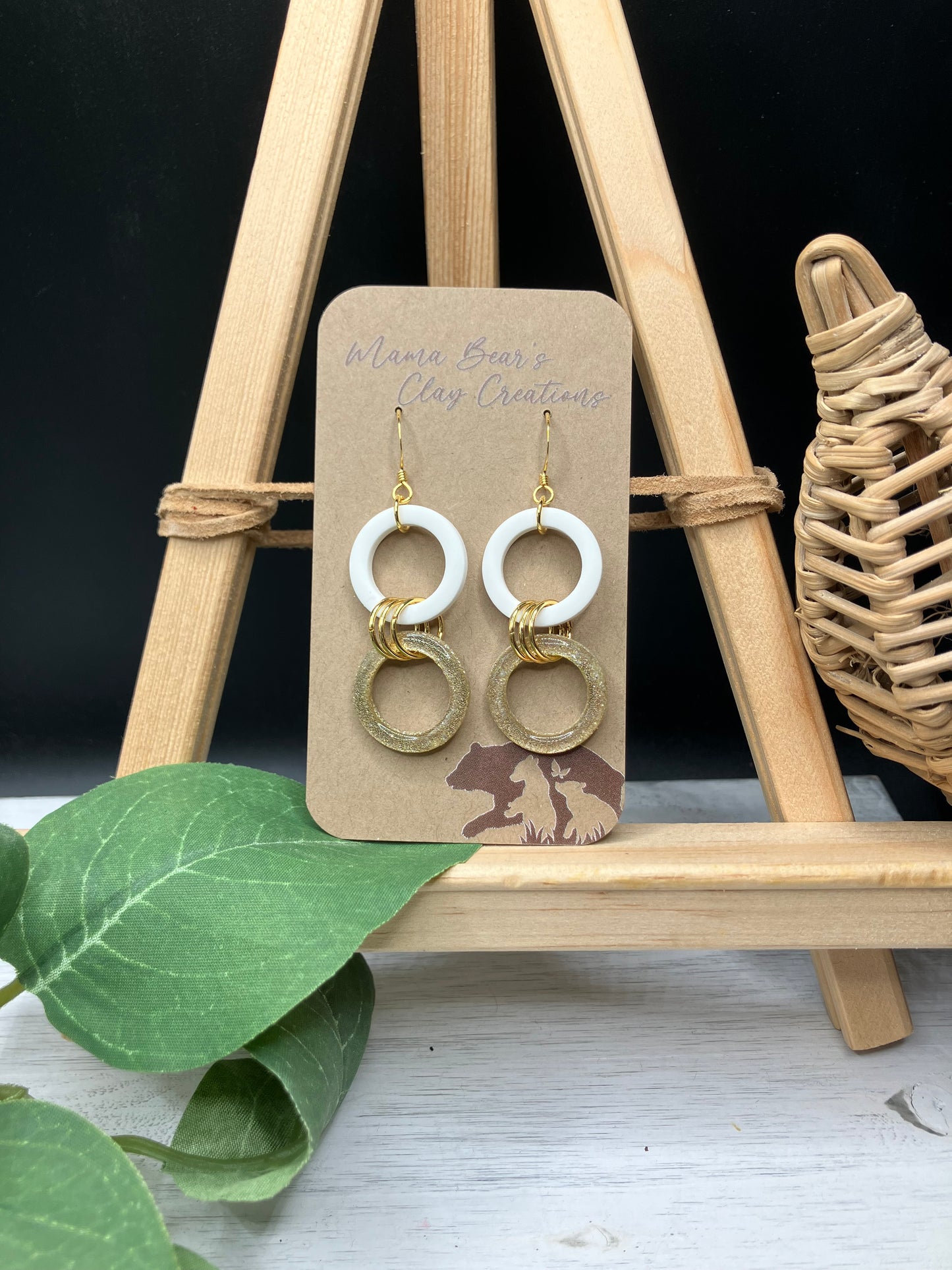 Stacked Circles - White & Gold