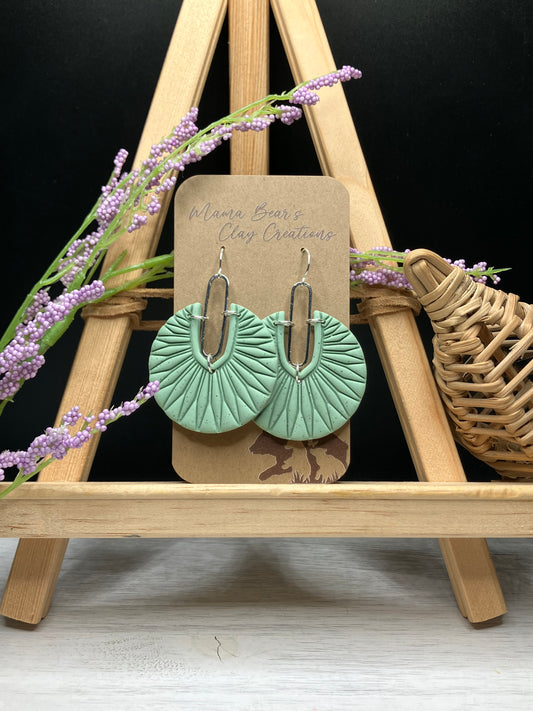 Pleated Arc - Speckled Sea Foam