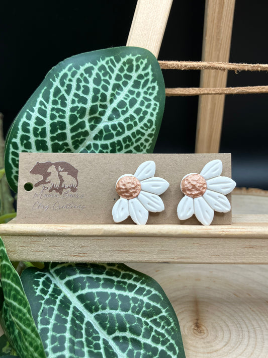 Half Daisy Stud - White