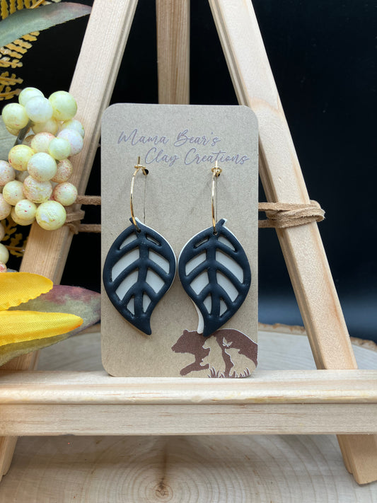 Swinging Leaves - Black