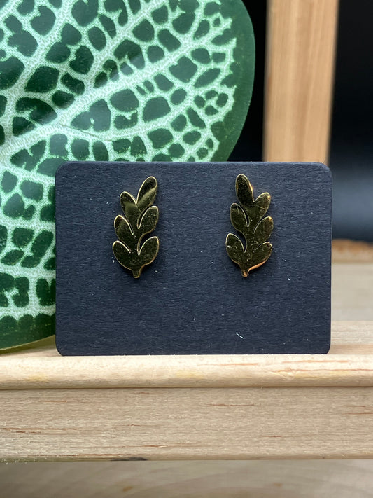 Bubbly Foliage Stud - Gold Tone