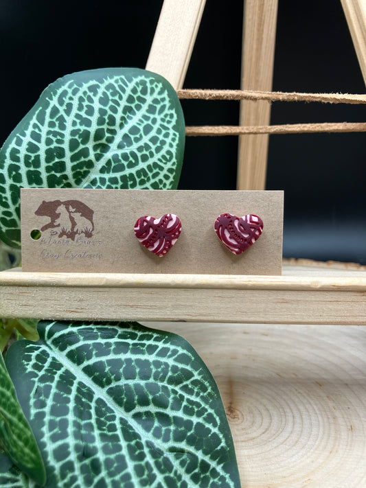Lace Texture Heart Stud