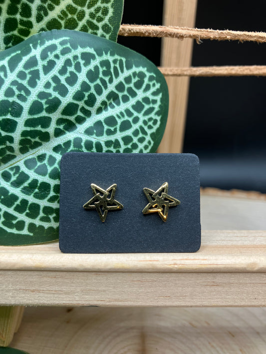 Throwing Star Stud - Gold Tone