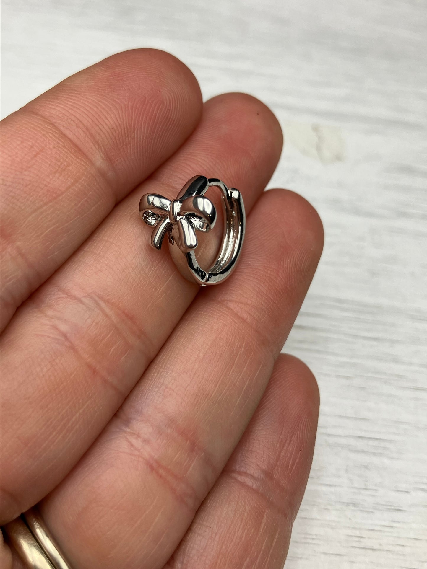 BYO Bow Hoop - Silver