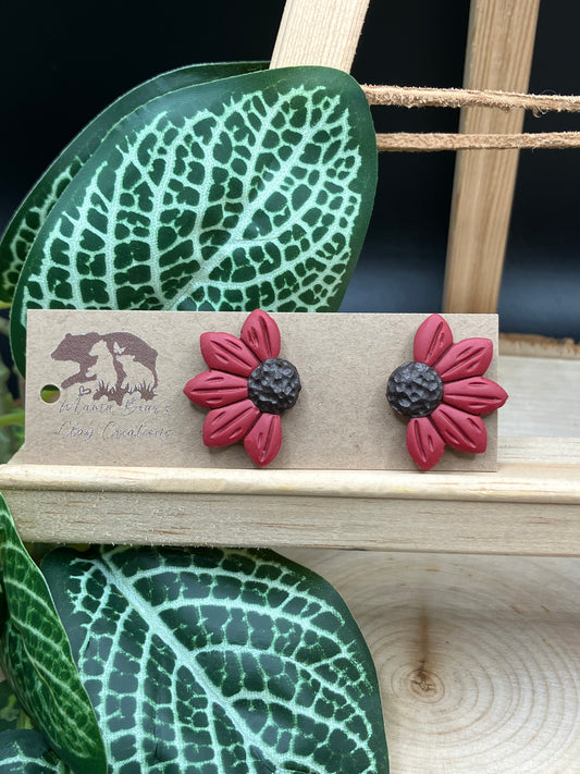 Half Daisy Stud - Red