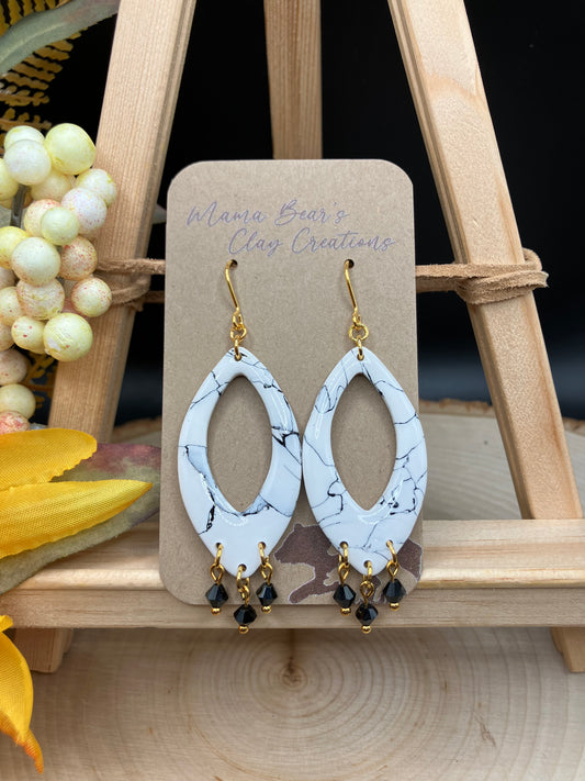 Beaded Teardrop Donut - Jet