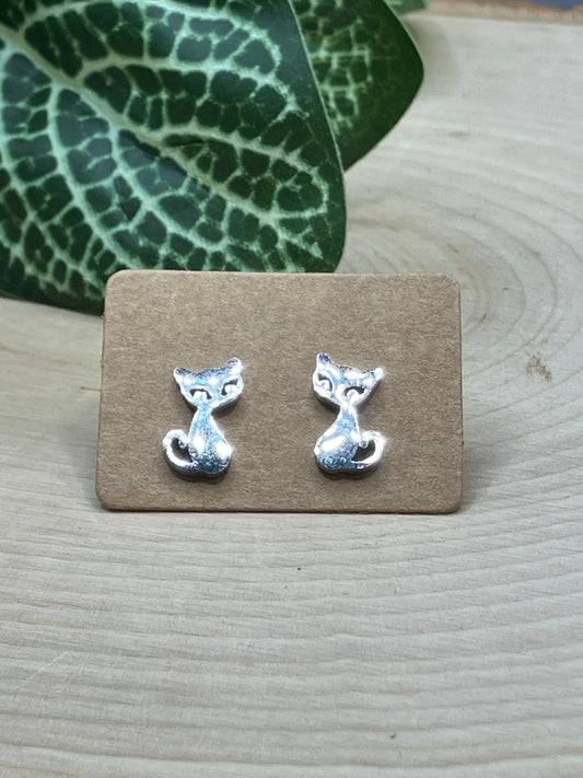 Siamese Stud - Silver Tone