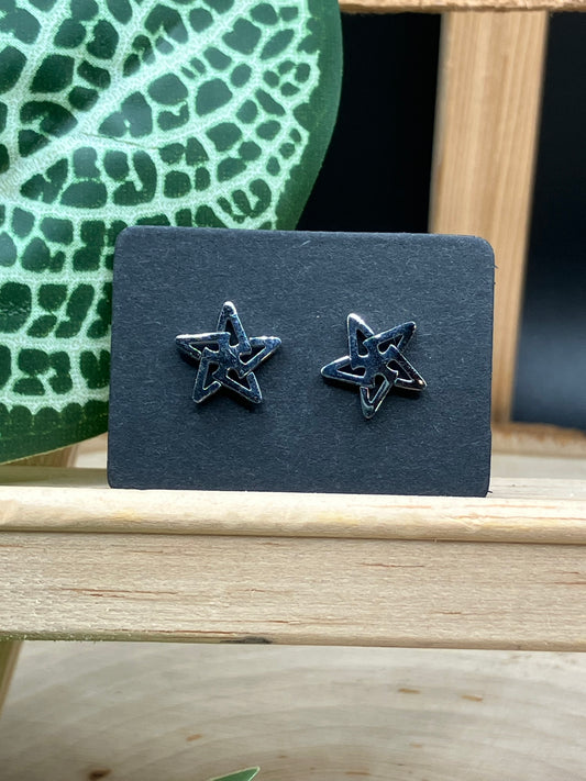 Throwing Star Stud - Silver Tone