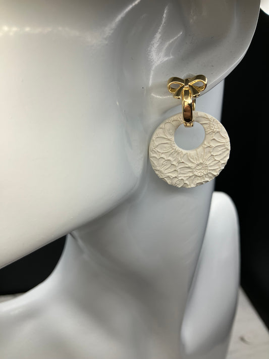 BYO Bow Hoop - Gold