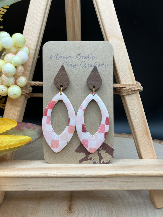 Shades of Pink Checkers - Teardrop Donut