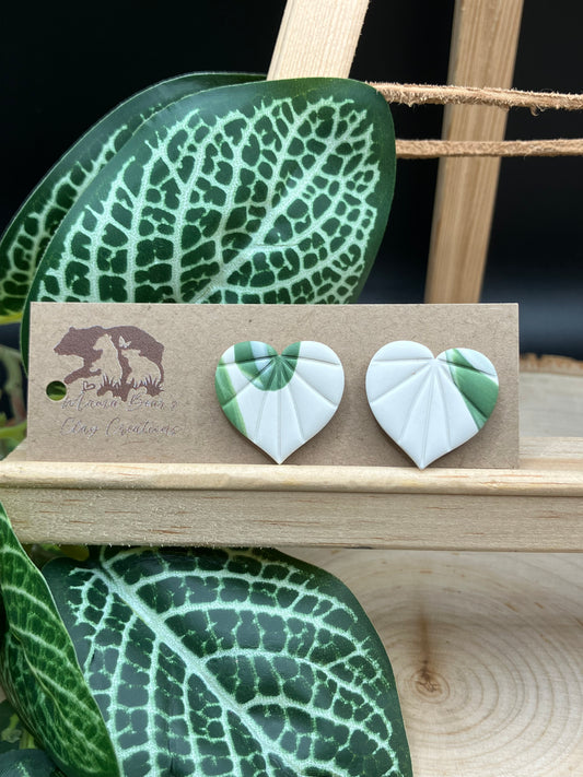 Blended Color Leaf Stud