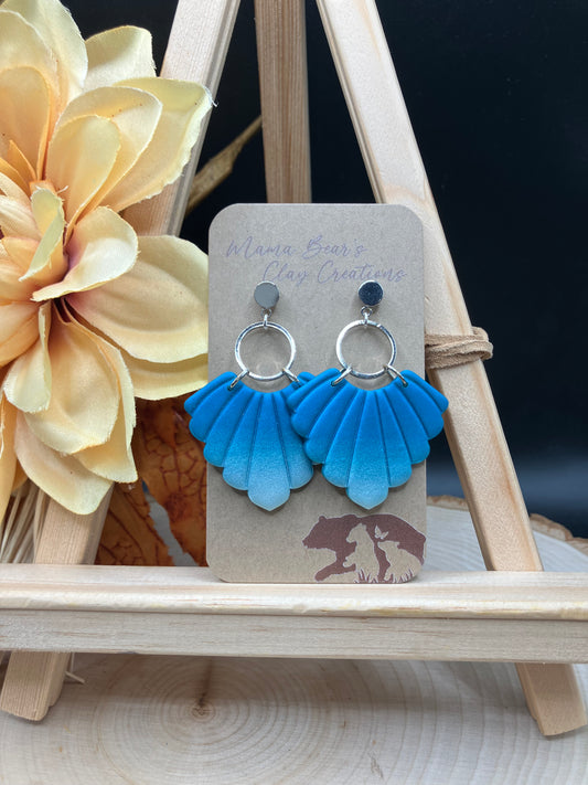 Blue Ombré Scalloped Fans