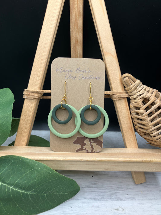 Swinging Circles - Two Tone Green