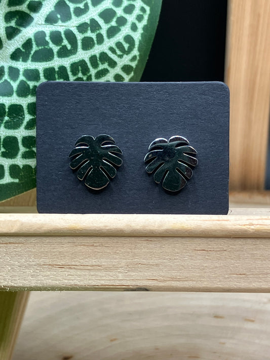 Solid Monstera Leaf Stud - Silver Tone