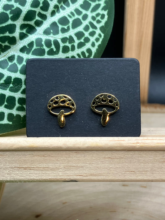 Mushroom Stud - Gold Tone