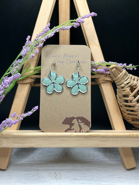 Spinner Five Petal Daisies - Sea Foam