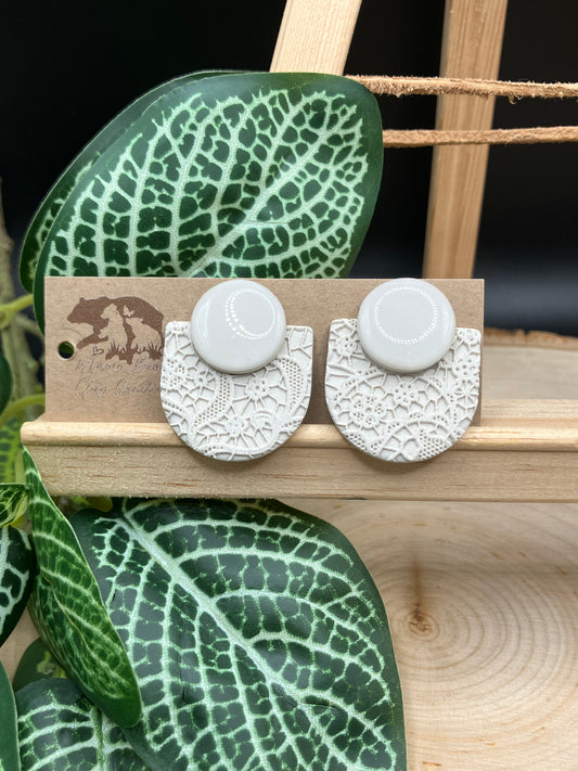 Ivory Lace Statement Stud